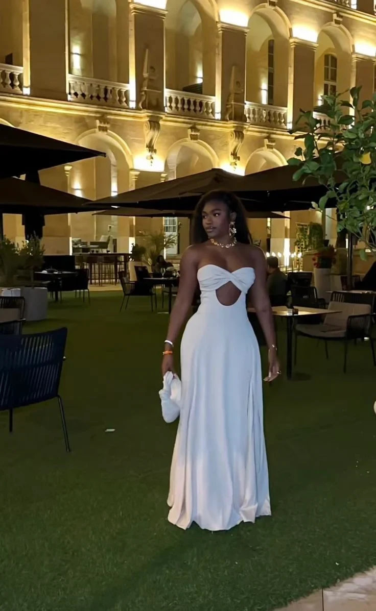 Chic A-Line Strapless Sweetheart Sleeveless Cutout Pale Blue Floor-Length Evening Gown
