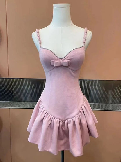 Chic A-Line Sweetheart Ruffled Bow Pink Mini Homecoming Dress With Rhinestones