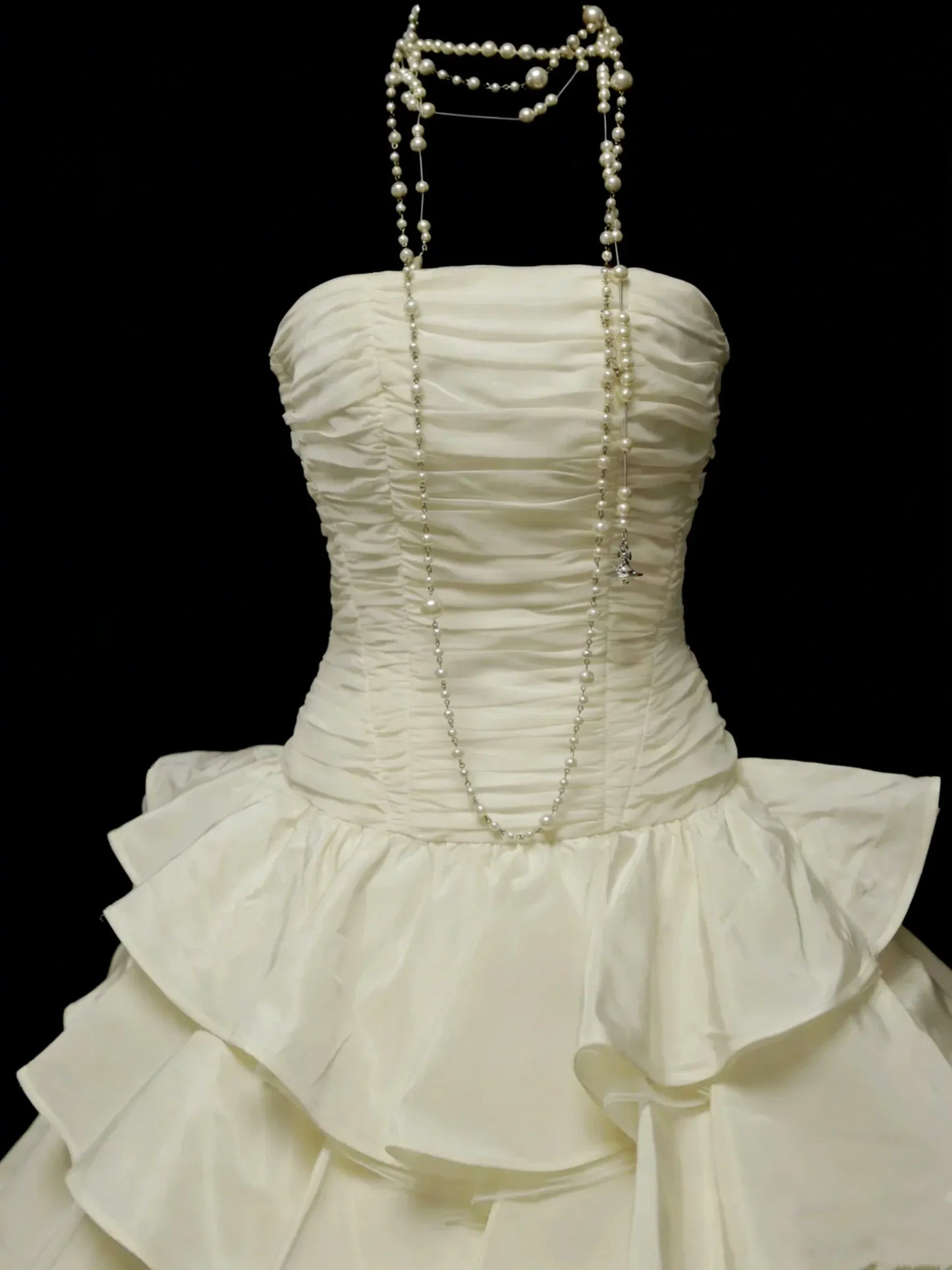 Classic Ball Gown Strapless Sweetheart Sleeveless Zip Back Floor-Length Wedding Dress