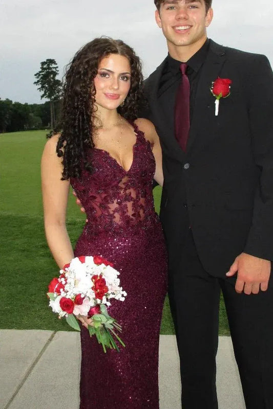 Classy Fitted V-Neck Sleeveless Appliques Sequins Floor-Length Prom Dress