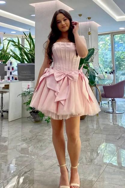Cute A-Line Strapless Sleeveless Lace Up Short-Mini Homecoming Dress