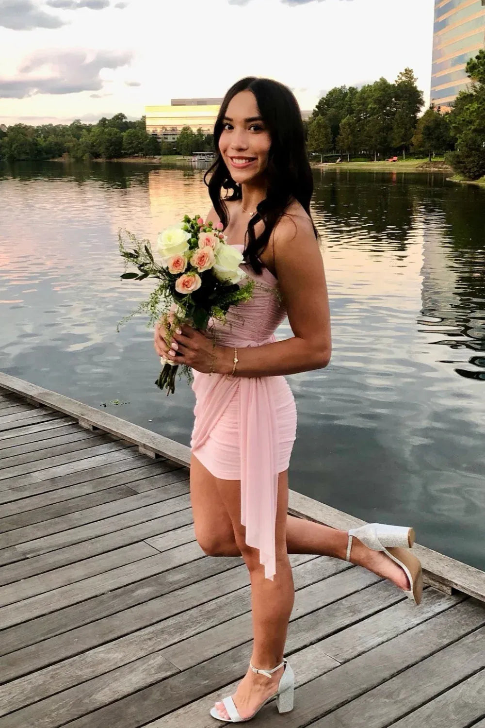 Cute Sheath Strapless Sleeveless Chiffon Short-Mini Homecoming Dress