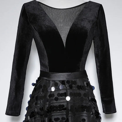 Dazzling Velvet-Sequin Long Evening Dress Black V-Neck Long-Sleeve Party Gown for Women