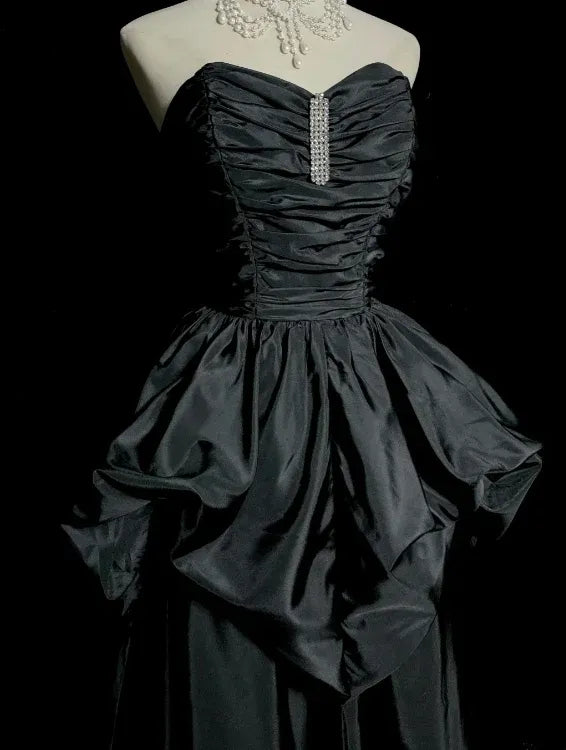 Dramatic A-Line Strapless Ruched Bow-Accented Black Maxi Prom Dress for Women ready to ship