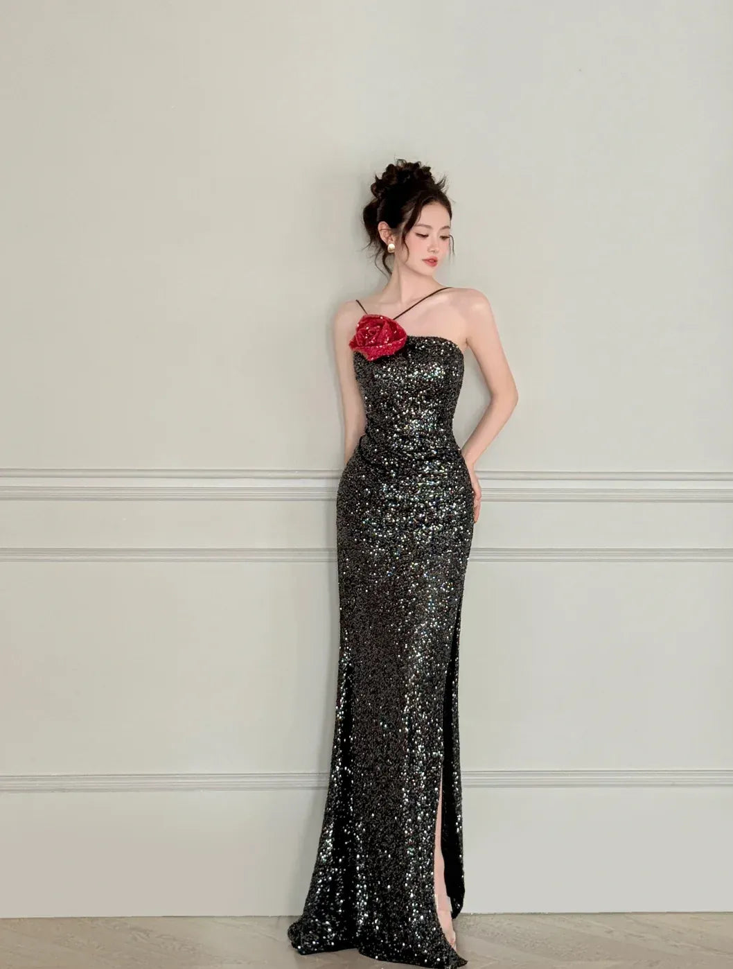 Dramatic Mermaid One-Shoulder Sleeveless Floral-Accented Black-Sequin Maxi Prom Dress for Women hot sale