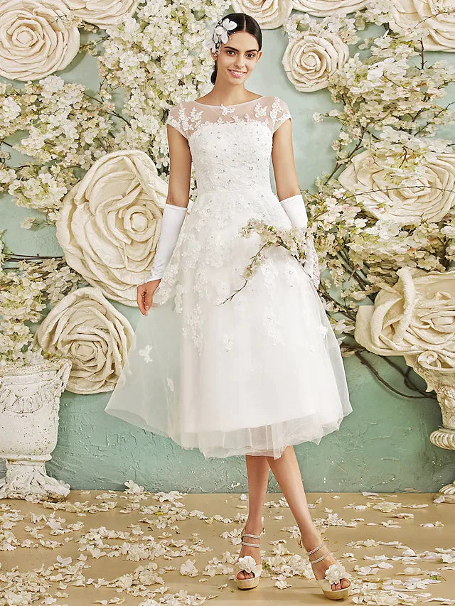 Elegant A-line halter neck wedding dress with flowing chiffon skirt.