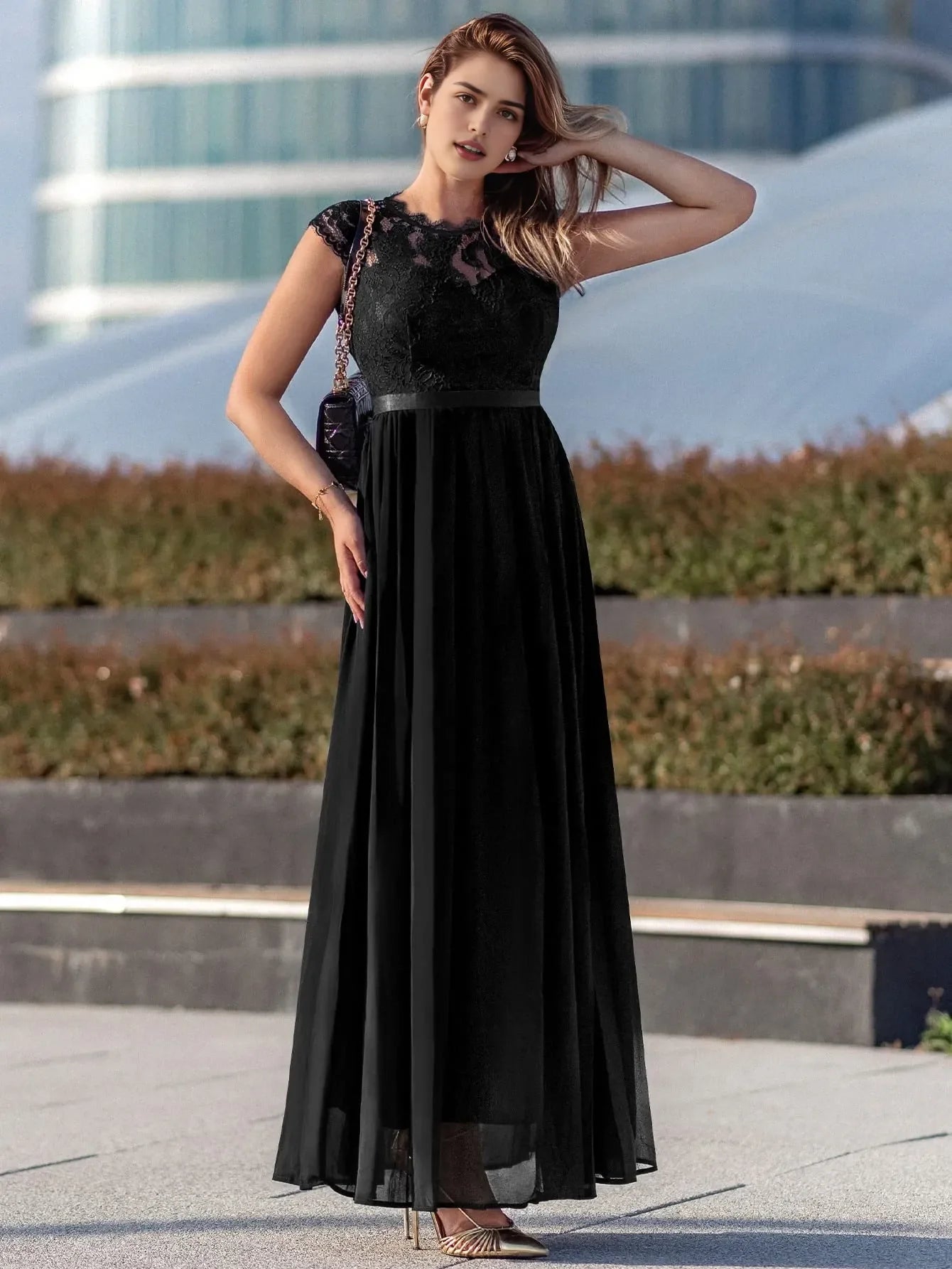 Elegant A-Line Lace-Embellished Crew Neck Cap Sleeve Zip Back Maxi Evening Dress