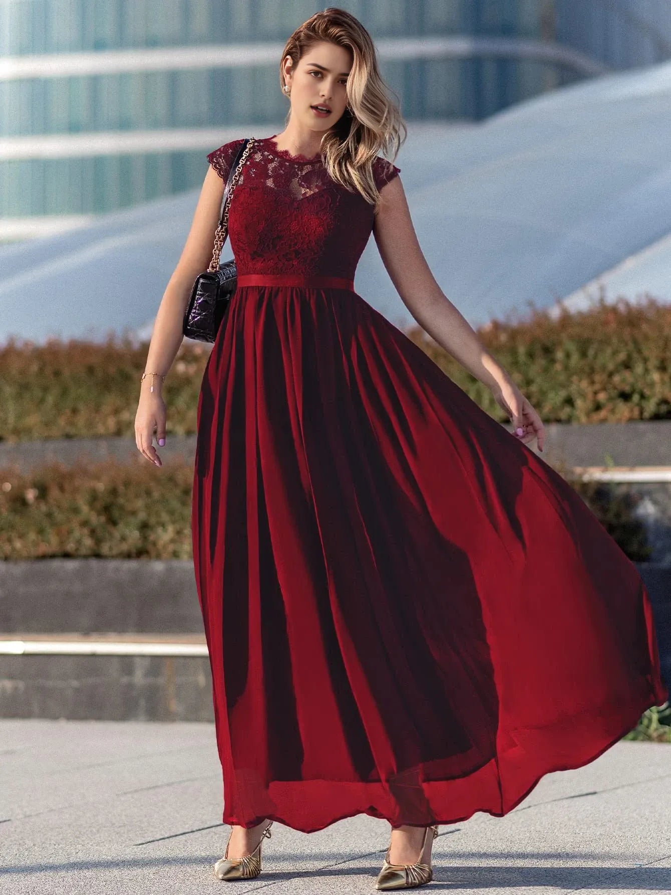 Elegant A-Line Lace-Embellished Crew Neck Cap Sleeve Zip Back Maxi Evening Dress