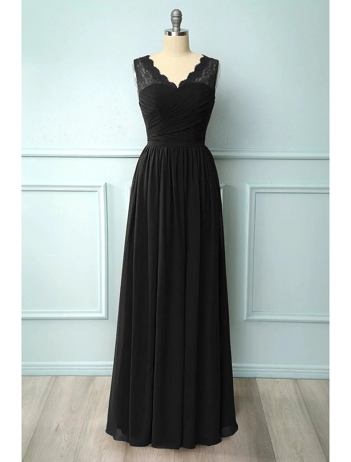 Chic A-Line V-neck floral chiffon floor-length gown in purple.