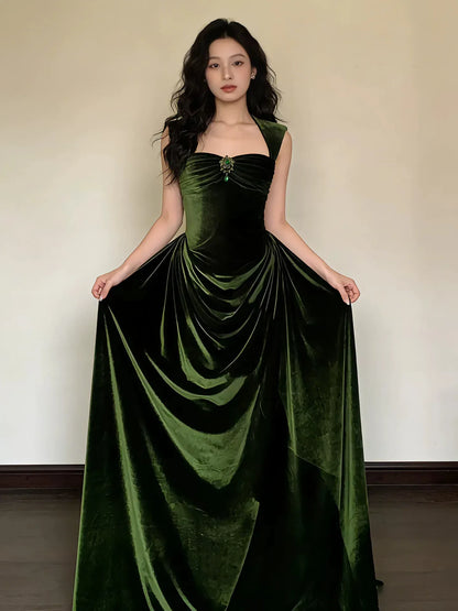Elegant Ball Gown Sweetheart Neck Sleeveless Zipper Back Floor-Length Dark Green Velvet Formal Dress