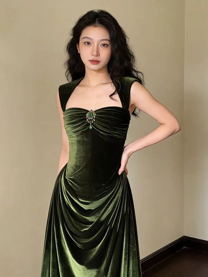 Elegant Ball Gown Sweetheart Neck Sleeveless Zipper Back Floor-Length Dark Green Velvet Formal Dress