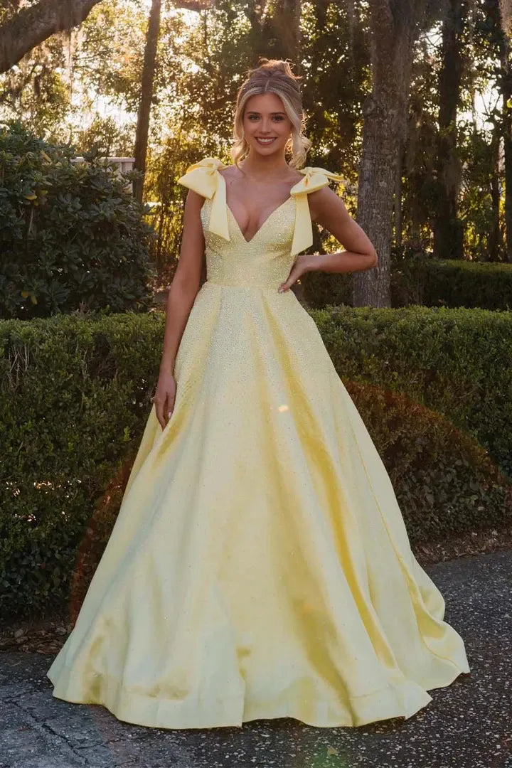 Elegant Ball Gown Tie-Shoulder Sleeveless Open-Back Train Maxi Evening Dress