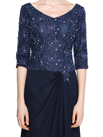 Close-up of the delicate lace detail on the half sleeve.