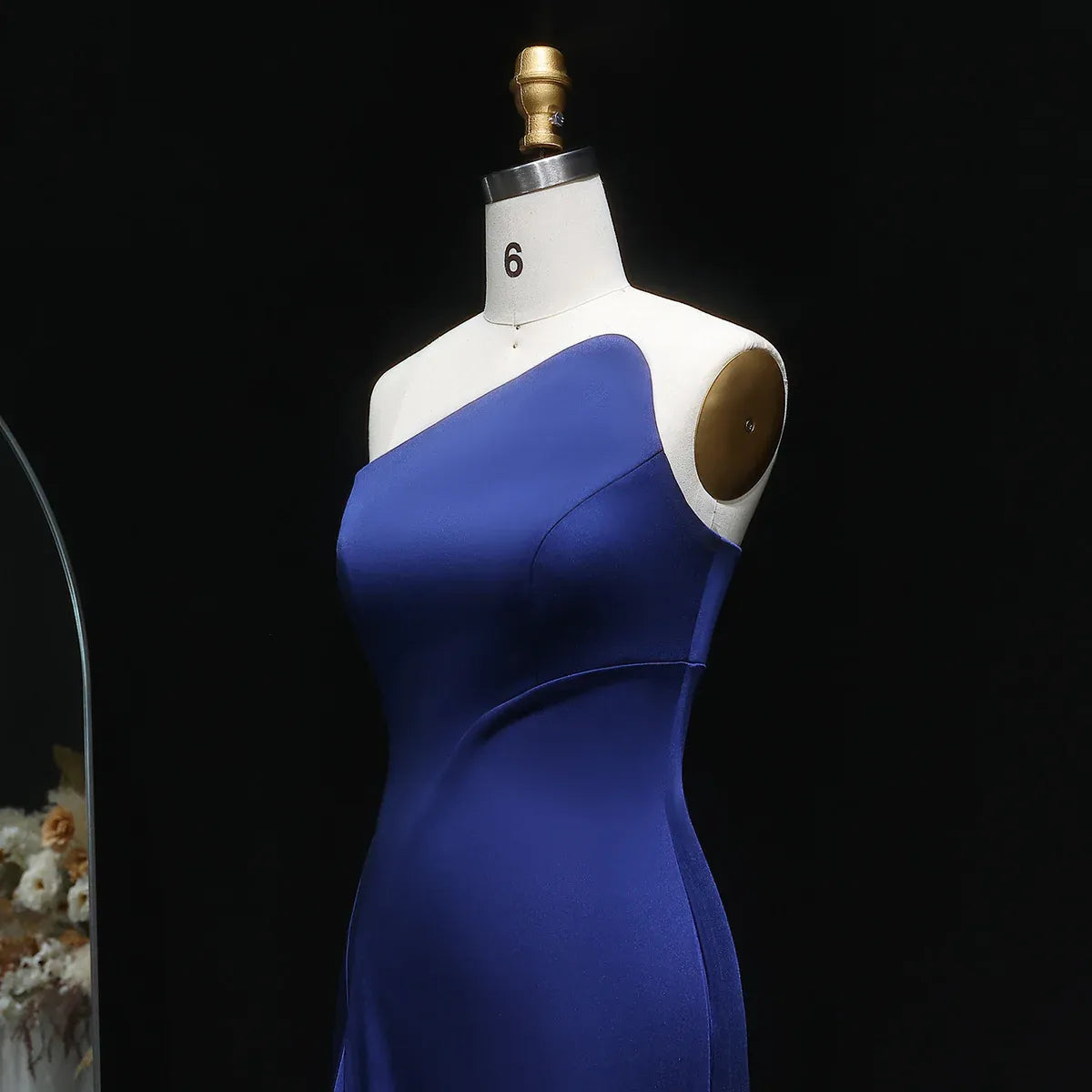 Elegant Mermaid One-Shoulder Sleeveless Ruched Satin Evening Dress