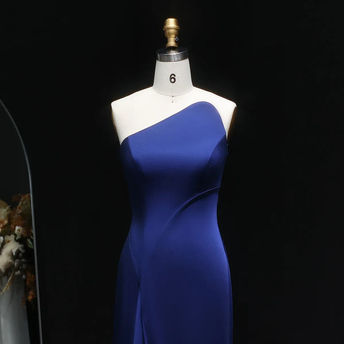 Elegant Mermaid One-Shoulder Sleeveless Ruched Satin Evening Dress