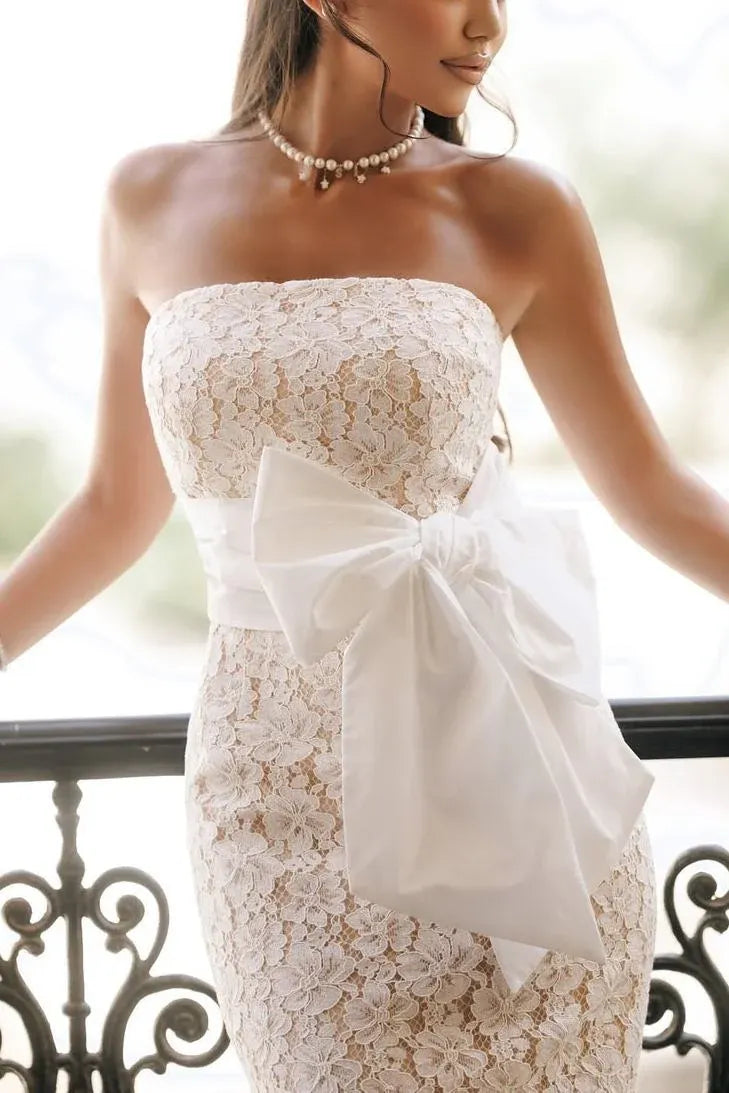 Elegant Mermaid Strapless Lace Applique Sash Detail Satin Evening Maxi Dress