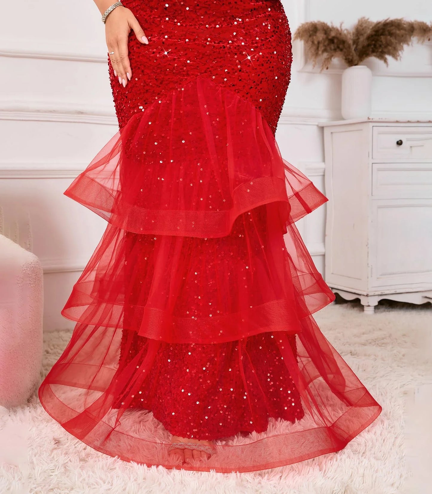 Elegant Mermaid Sweetheart Neckline Spaghetti Strap Sequin Ruffle Maxi Evening Dress