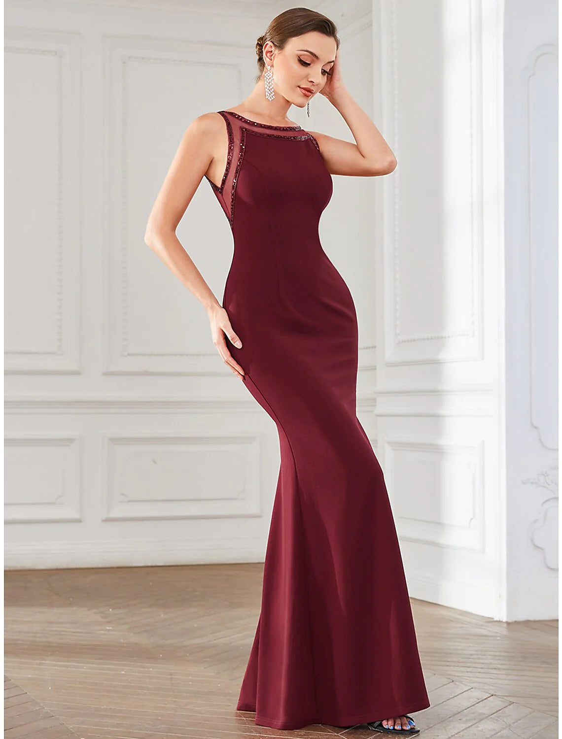 Full-length view of the polyester mermaid trumpet dress, ideal for formal events.