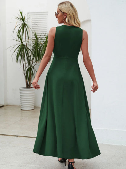 Elegant V-Neck Sleeveless Twist-Front Maxi Evening Dress