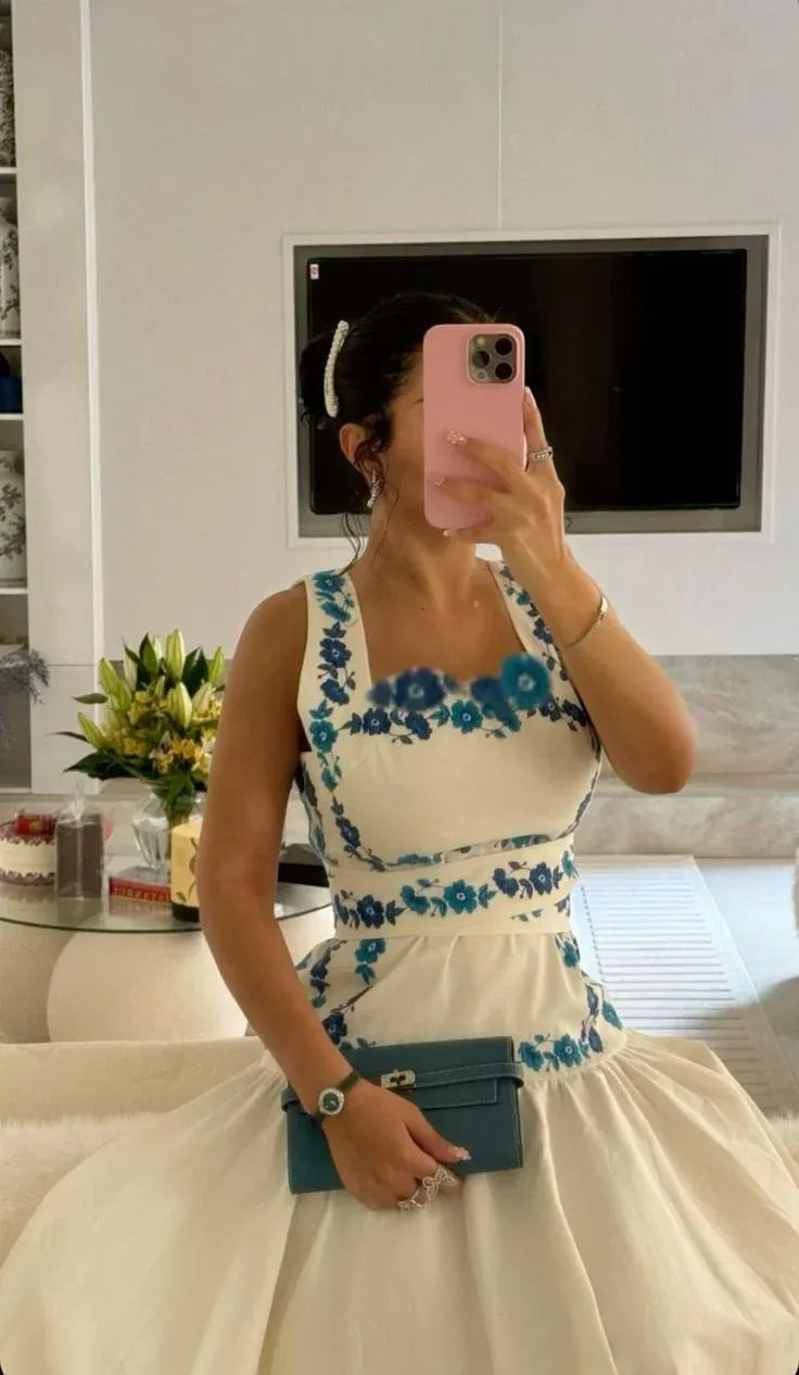 Elegant A-Line Halter Neck Sleeveless Floral Satin Floor-Length Evening Dress