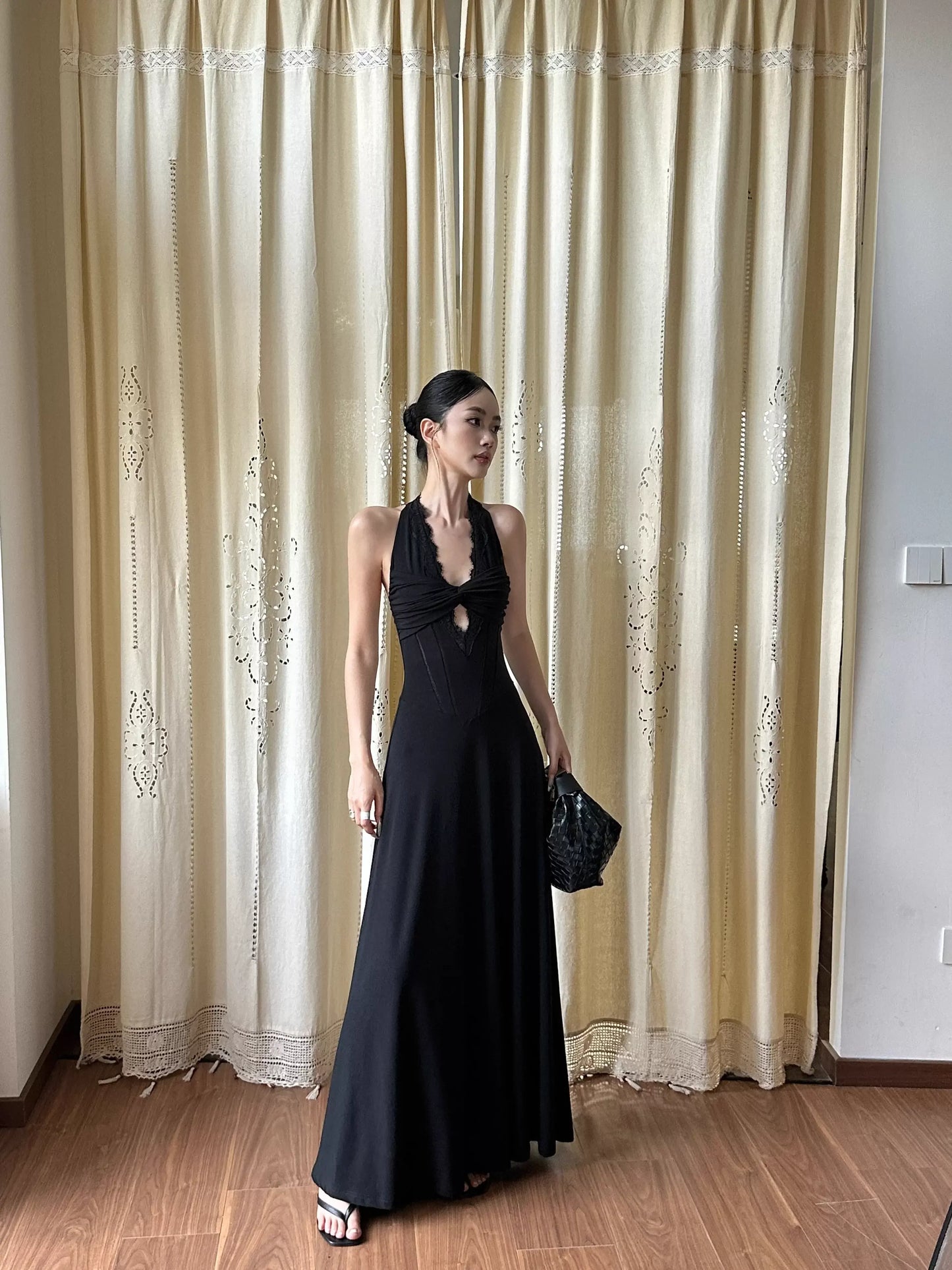 Elegant A-Line Halter Neck Sleeveless Lace Black Maxi Prom Dress for Women Ready to Ship