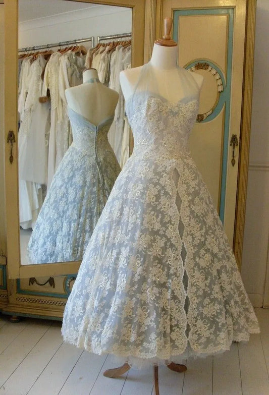 Elegant A-Line Halter Neck Sleeveless Tulle Tea-Length Prom Dress