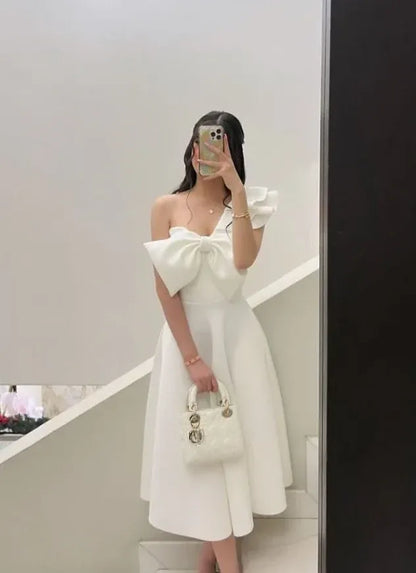 Elegant A-Line One Shoulder Sleeveless BowKnot Satin Tea-Length Prom Dress