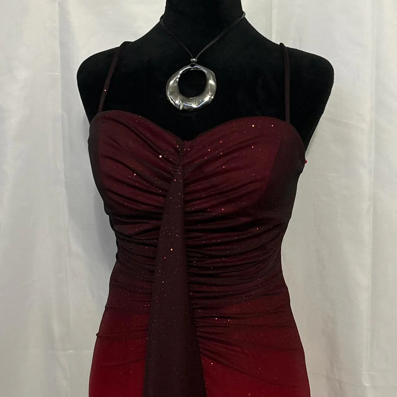 Elegant A-Line Spaghetti Straps Sleeveless Pleated Chiffon Floor-Length Prom Dress