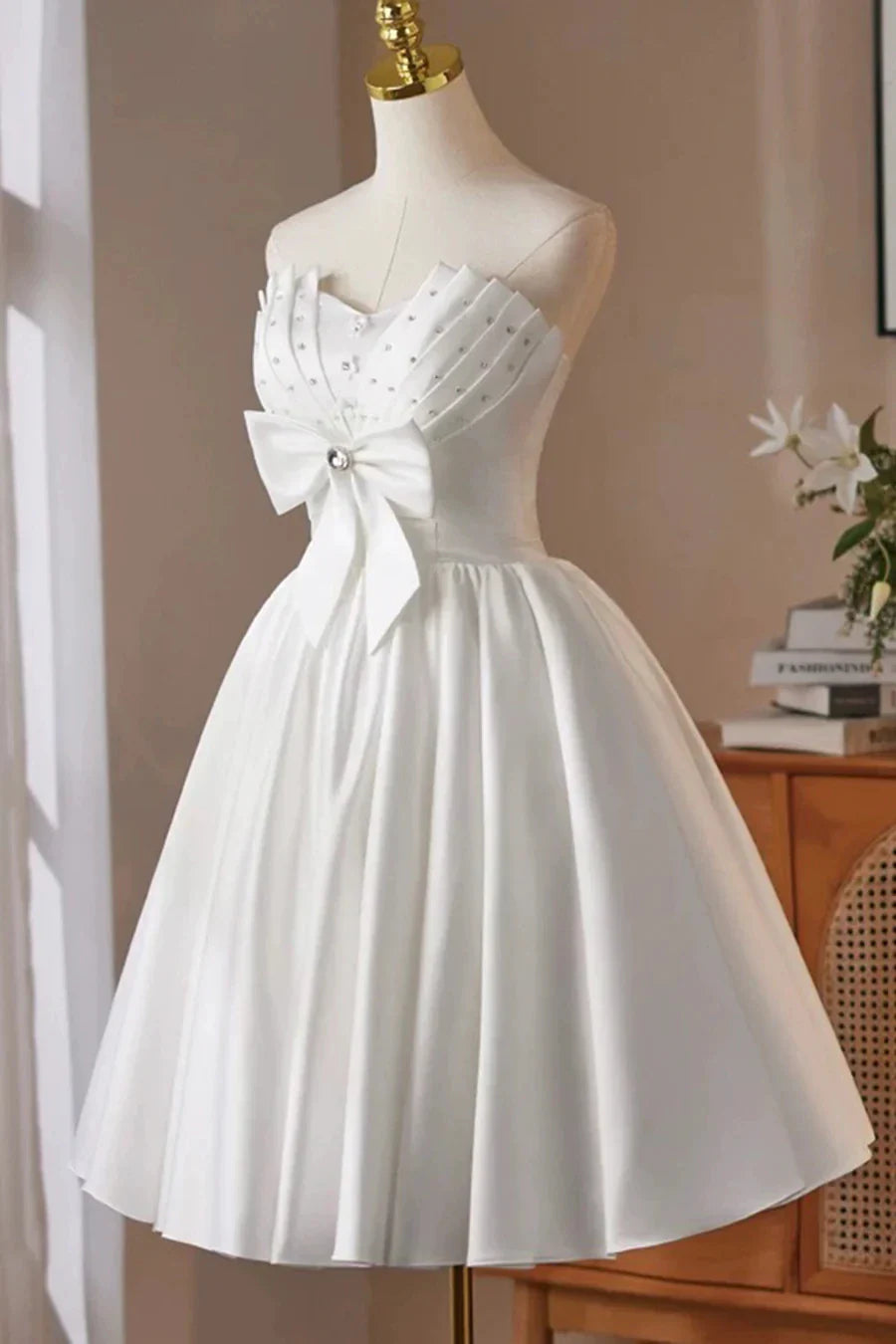 Elegant A-Line Strapless Sleeveless Crisscross Back Tea-Length Homecoming Dress for ladies