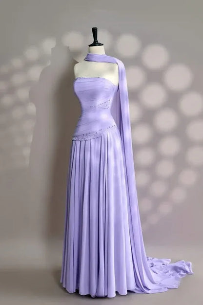 Elegant A-Line Strapless Sleeveless Tulle Pleated Floor-Length Prom Dress
