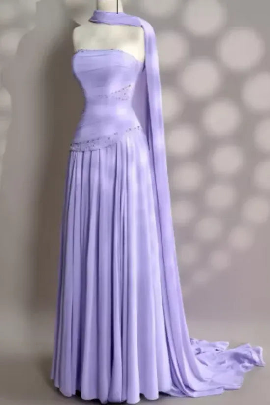 Elegant A-Line Strapless Sleeveless Tulle Pleated Floor-Length Prom Dress
