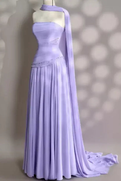 Elegant A-Line Strapless Sleeveless Tulle Pleated Floor-Length Prom Dress