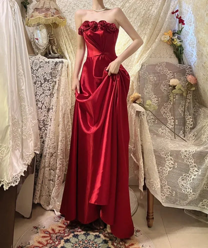 Elegant A-Line Sweetheart Sleeveless Pleated Satin Maxi Dress Prom Dress