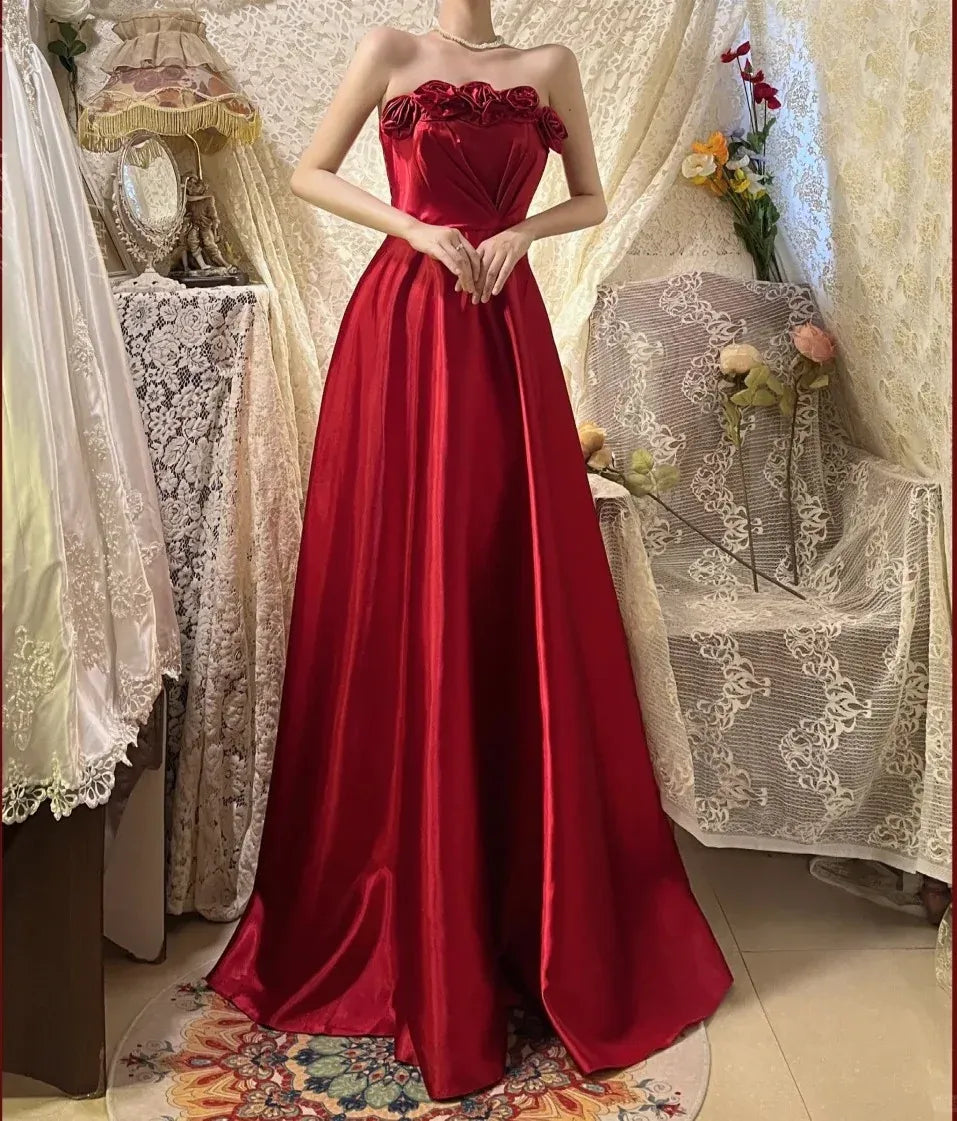 Elegant A-Line Sweetheart Sleeveless Pleated Satin Maxi Dress Prom Dress