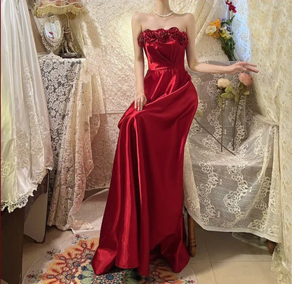 Elegant A-Line Sweetheart Sleeveless Pleated Satin Maxi Dress Prom Dress