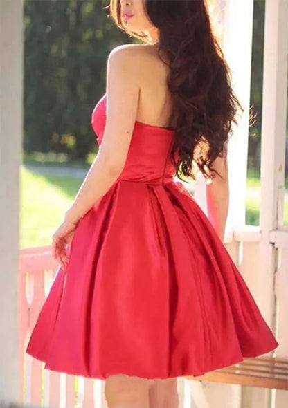 Elegant Ruched A-Line Sweetheart Strapless Satin Red Mini Homecoming Party Dress for Women