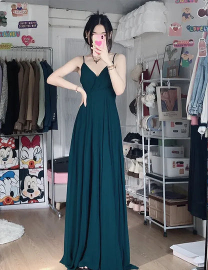 Elegant A-Line V-Neck Sleeveless Flowy Emerald Maxi Prom Dress for Women Hot Sale