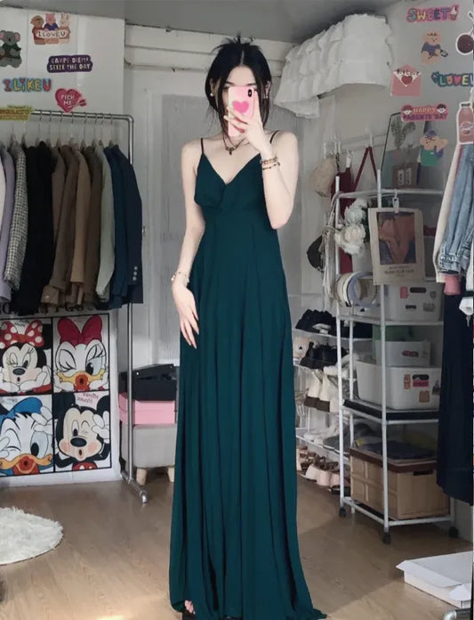 Elegant A-Line V-Neck Sleeveless Flowy Emerald Maxi Prom Dress for Women Hot Sale