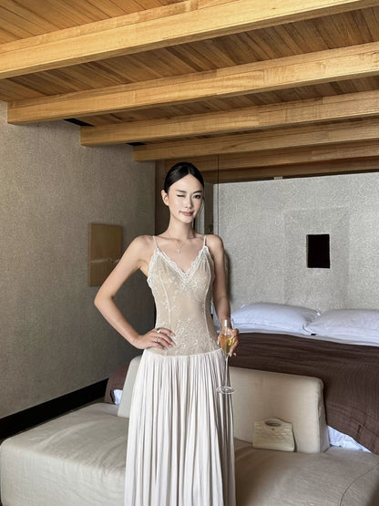Elegant A-Line V-Neck Sleeveless Lace Champagne Maxi Prom Dress for Women Ready to Ship