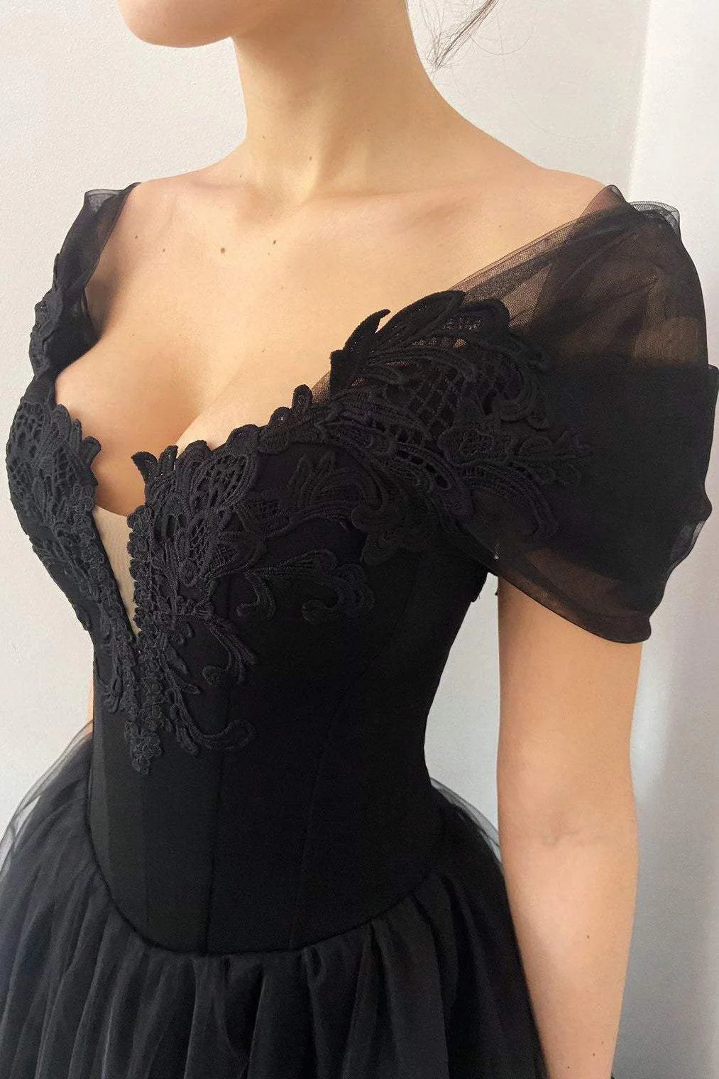 Elegant A-Line V Neck Cap Sleeve Backless Sweep/Brush Train Prom Dress