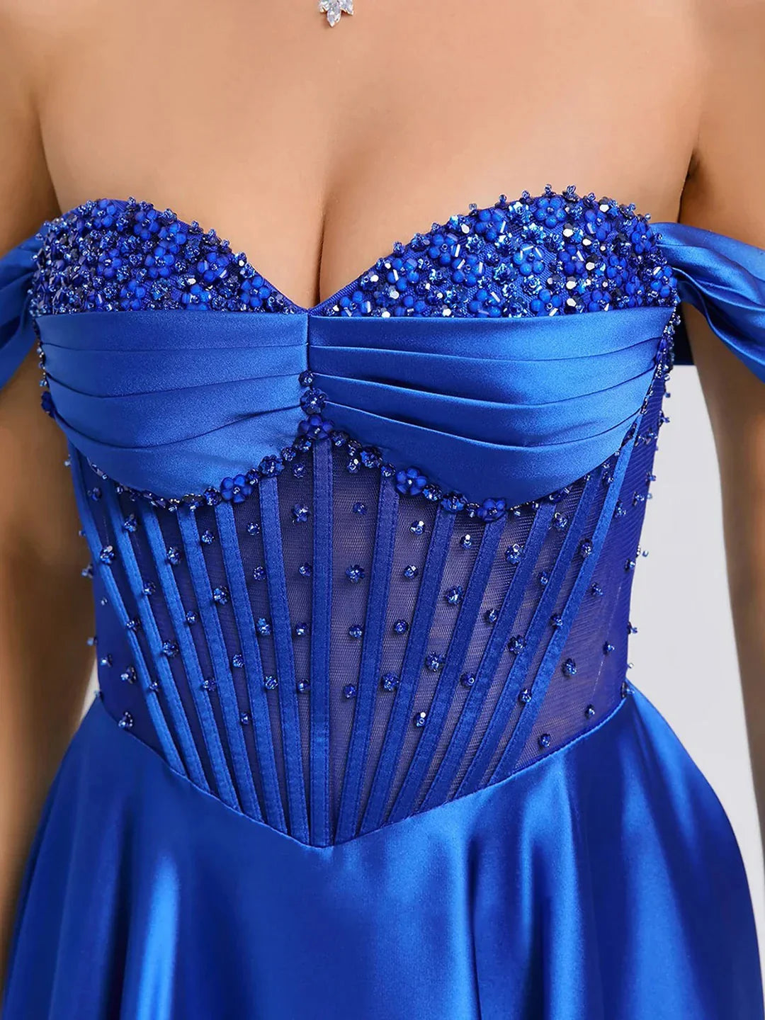 Elegant A-Line V Neck Sleeveless Backless Knee-Length Homecoming Dress for ladies