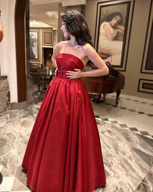Elegant A-line Strapless Sleeveless Satin Pleated Floor-Length Evening Dress