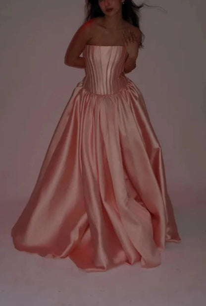 Elegant Ball Gown Strapless Sleeveless Pleated Satin Floor-Length Prom Dress