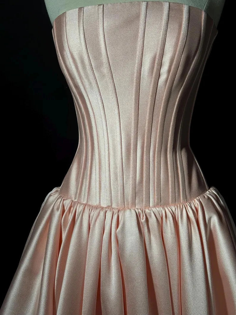 Elegant Ball Gown Strapless Sleeveless Pleated Satin Floor-Length Prom Dress