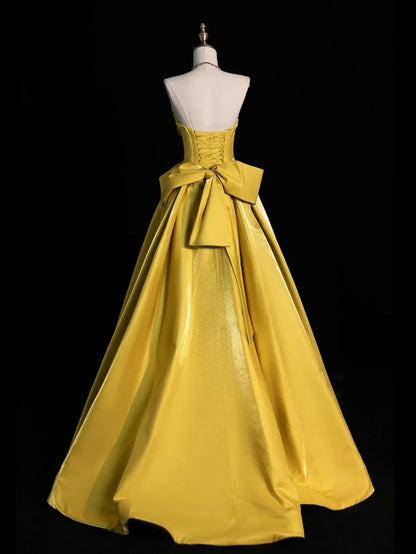 Elegant Ball Gown Strapless Sweetheart Lace-Up Back Floor-Length Formal Dress