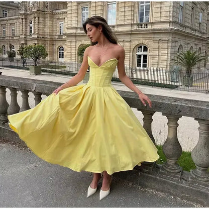 Elegant Ballgown Strapless Sleeveless Boned Satin Yellow Floor-Length Evening Dress for Women