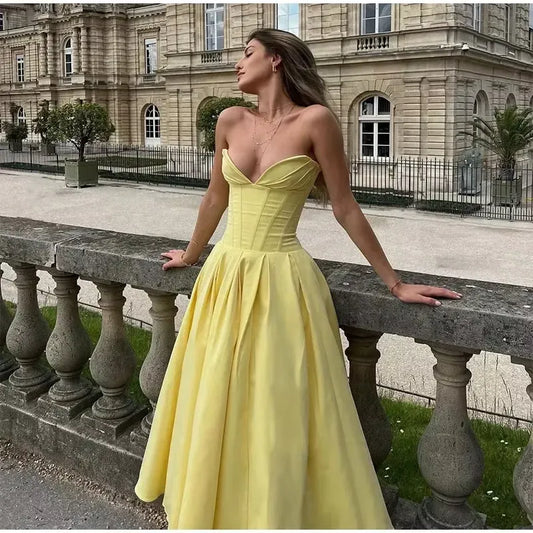 Elegant Ballgown Strapless Sleeveless Boned Satin Yellow Floor-Length Evening Dress for Women