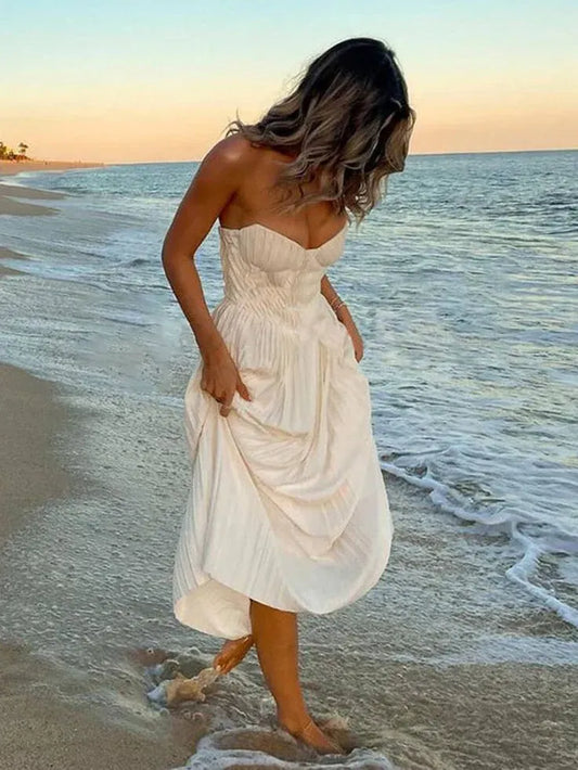 Elegant Fitted Sweetheart Sleeveless Pleated Satin Floor-Length Evening Dress