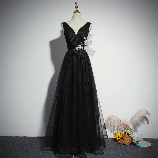Elegant Glitter Tulle Long Evening Dress Black V-Neck Sleeveless Embellished for Women
