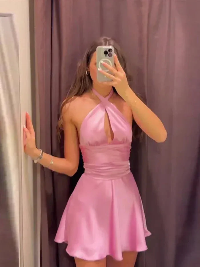 Elegant Halter Neck Sleeveless A-Line Pleated Satin Short-Mini Homecoming Dress
